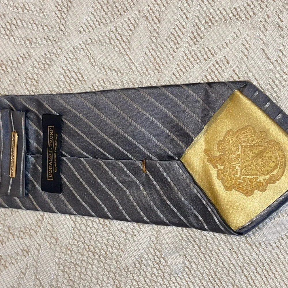 Donald J. Trump Signature Collection Gray and Silver Striped Men's Tie